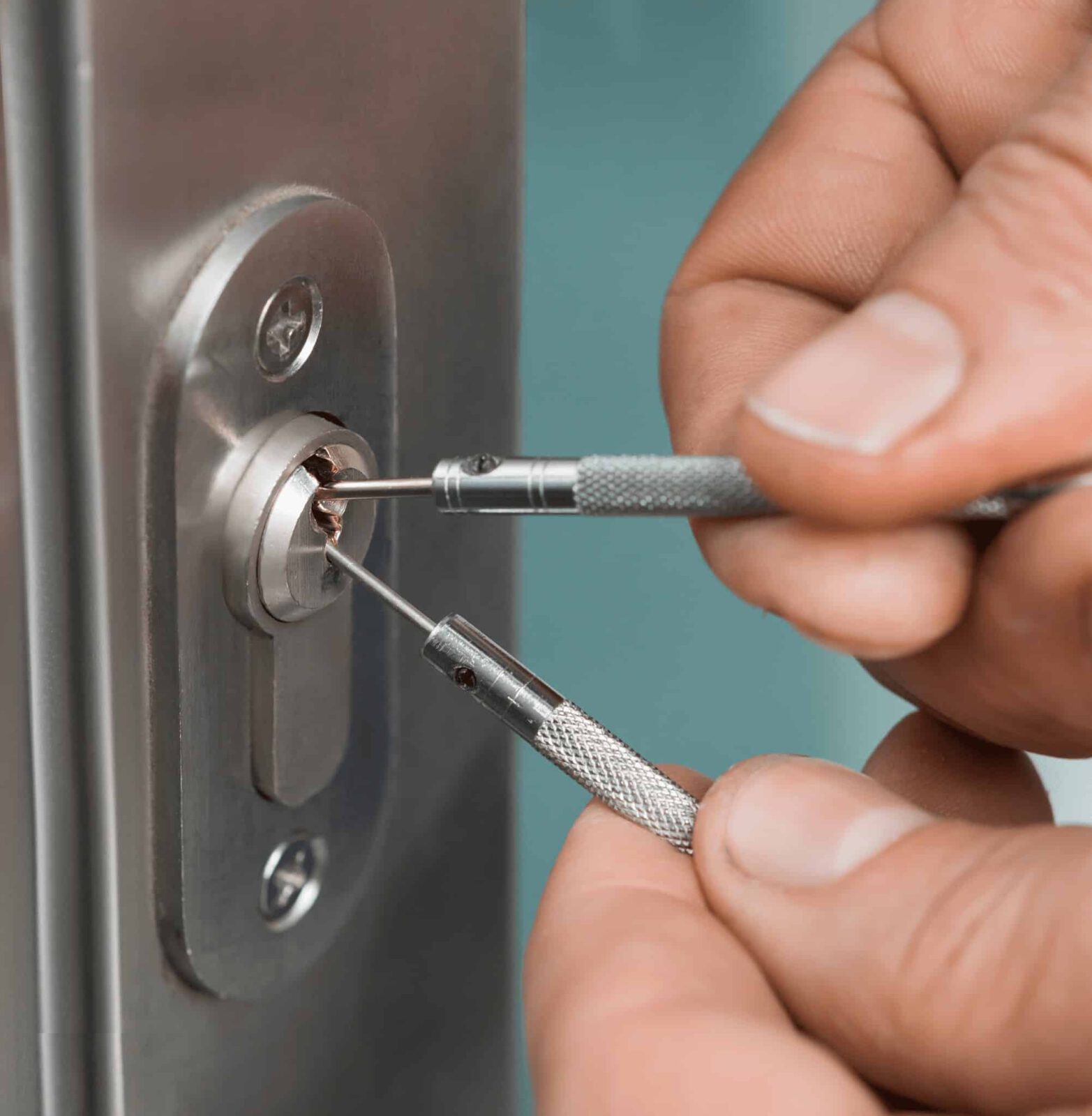 Commercial Locksmith Arlington: 5 Reasons You Need It