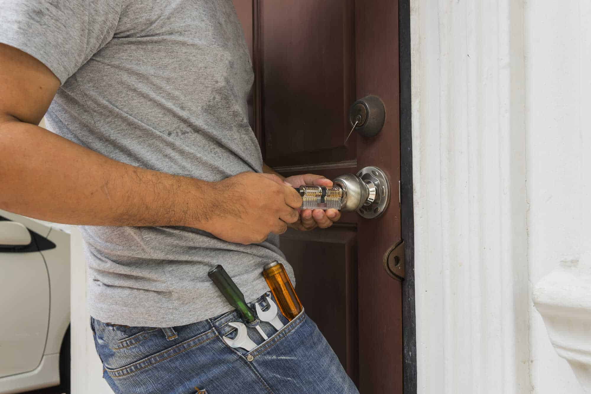 Brampton Locksmith. Residential Locksmith in Horsham. Создатель ключей.